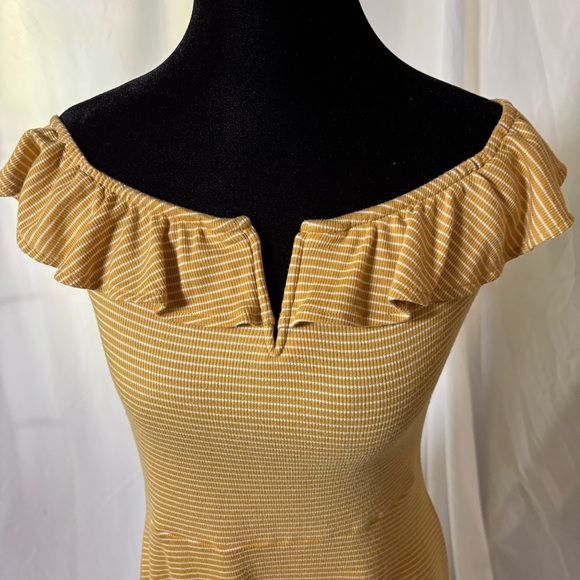 Aeropostale Mustard Yellow Ruffled Off-Shoulder Sundress Size Medium - Picture 3 of 5